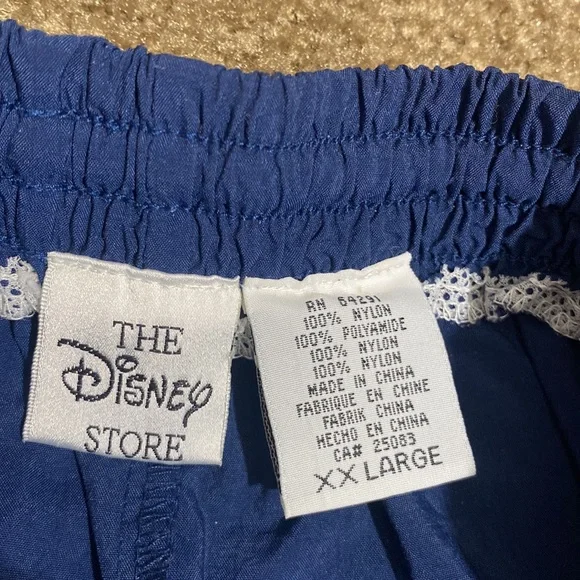 Vintage Y2K Tigger Disney Sport Shorts